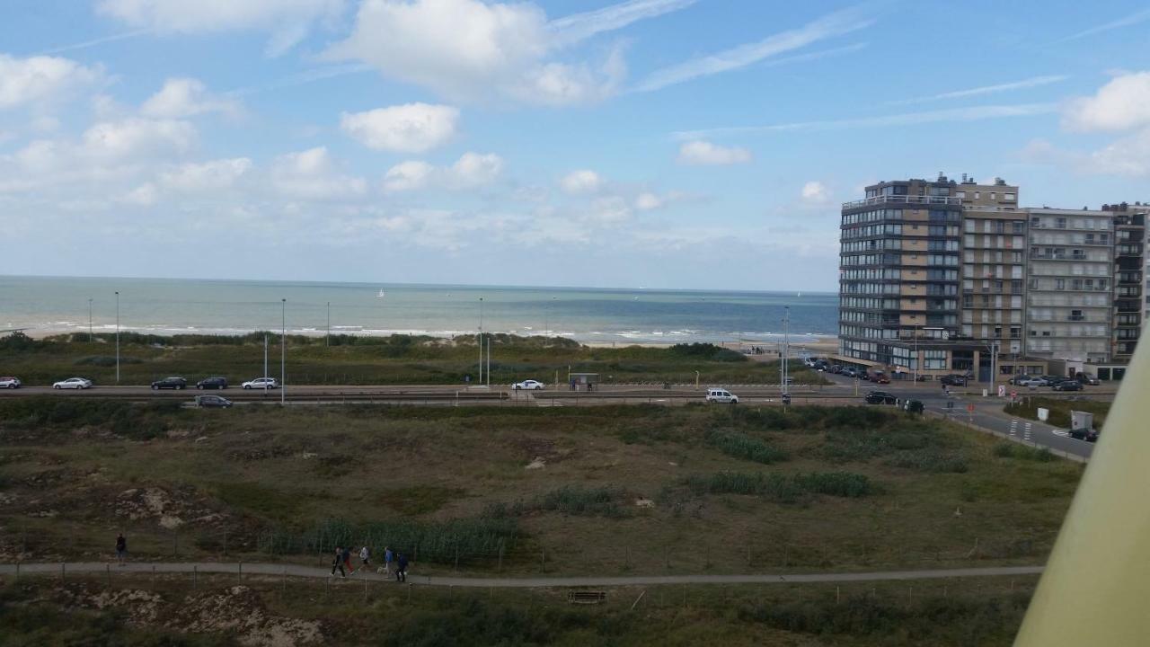 Studio On The Beach With Sea View Middelkerke Exterior photo
